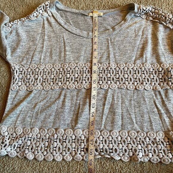 You are not alone, grey laced long sleeve shirt - Picture 9 of 9